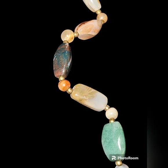 Vintage 1960s Necklace